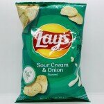 LAY'S Sour Cream & Onion 63.7g