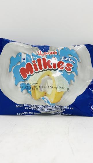 Volume Milkies Coconut and White Compound Coated Plain Cake with Milk Cream 45g