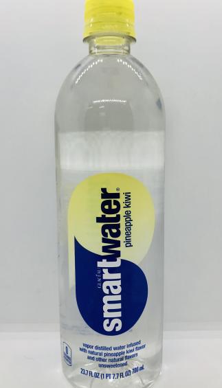 Smartwater Pineapple/Kiwi 700mL.