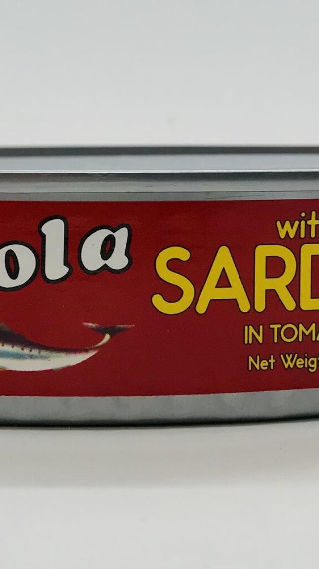 La Espanola Sardines w. Chile in Tomato Sauce 425g.