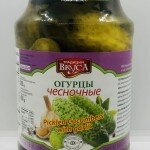 Traditsii Vkusa Pickled Cucumbers w. Garlic 900g.