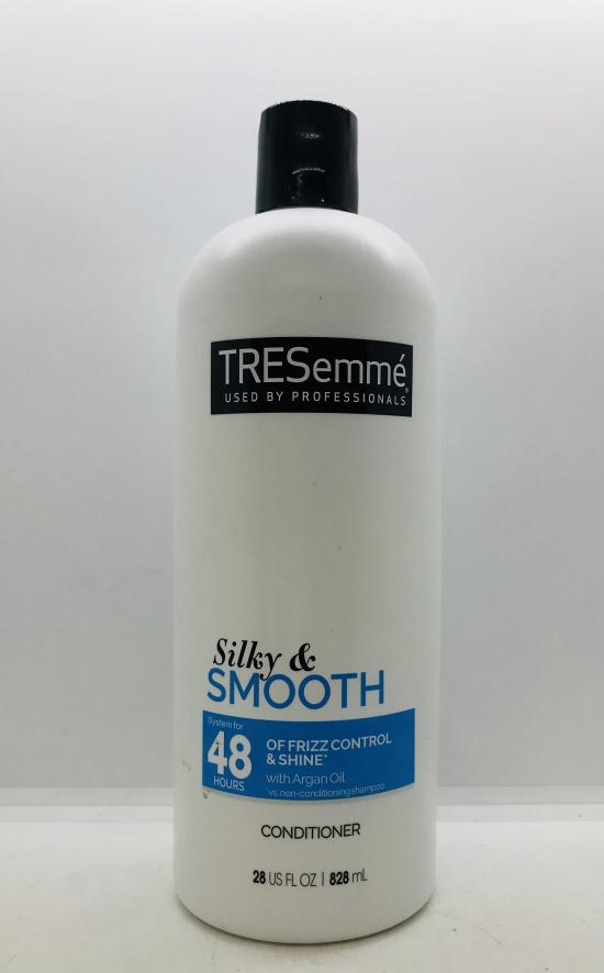 Conditioner Silky & Smooth Of Frizz Control & Shine 828ml