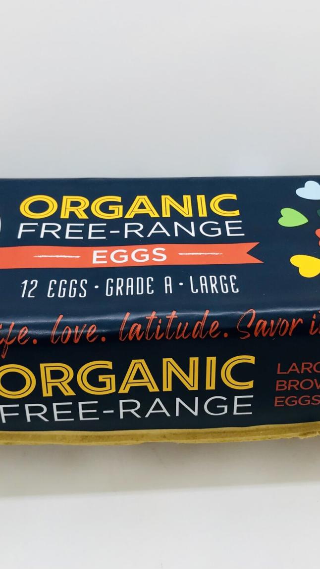 Nature's Yoke Organic free-range 12-eggs