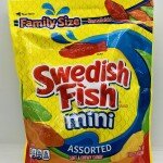 Swedish Fish Mini Soft & Chewy Candy 816g.