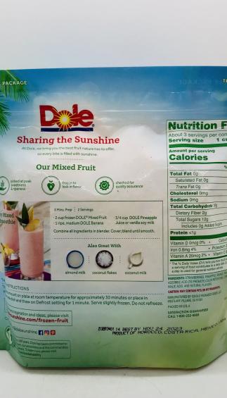 Dole Mixed Fruit Sliced Strawberries, Pineapple chunks, Mango chunks & Sliced Peaches 454g