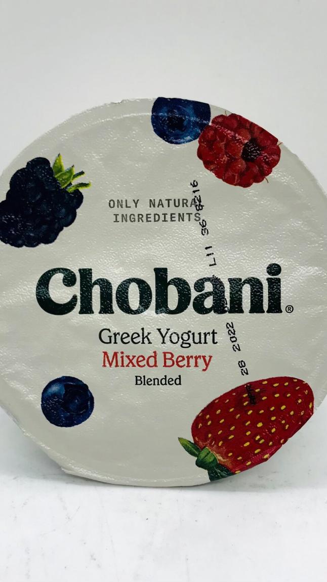 Chobani Greek Yogurt Mixed berry 150g.